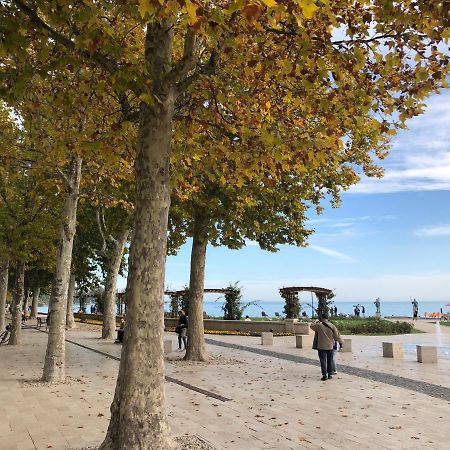 Hotel Astoria Balatonfured Bagian luar foto